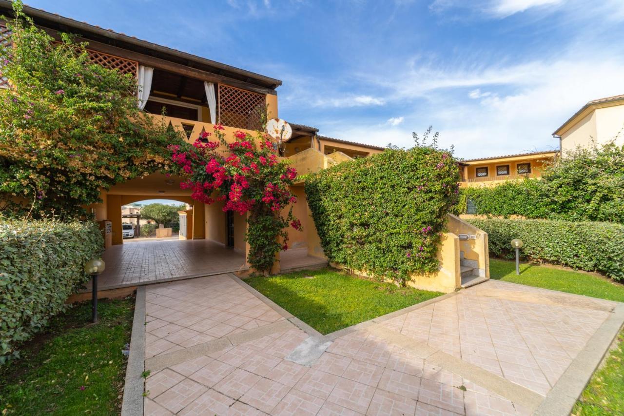 Апартаменты La Casa Di Arly Ольбия Экстерьер фото